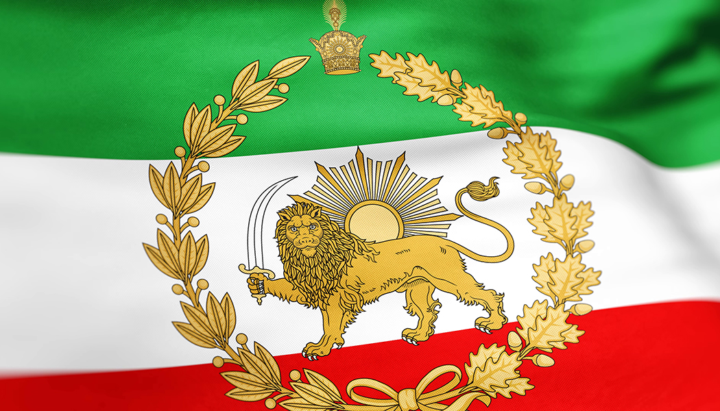 پرچم نظامی در حال تکان خوردن